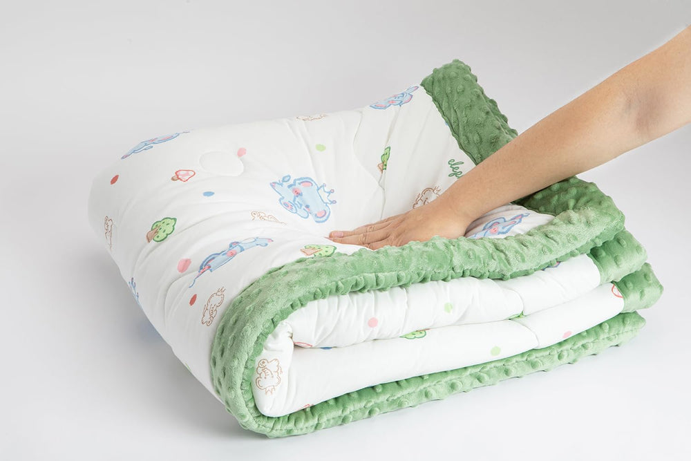 Cutie Pumpkin machine-washable toddler comforter designed for easy cleanup.