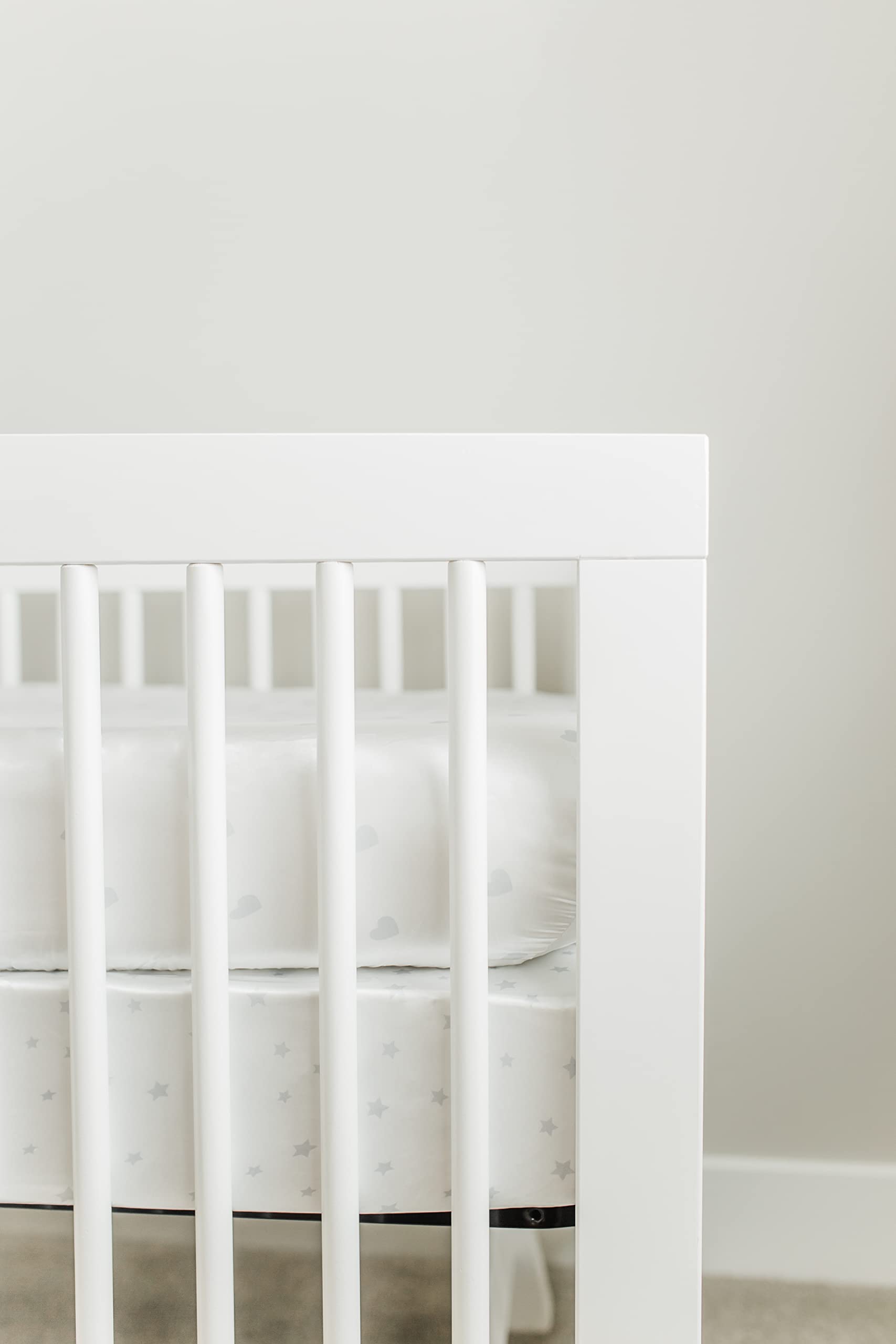 CutieCozy neutral design complements any nursery with hearts and stars motif.