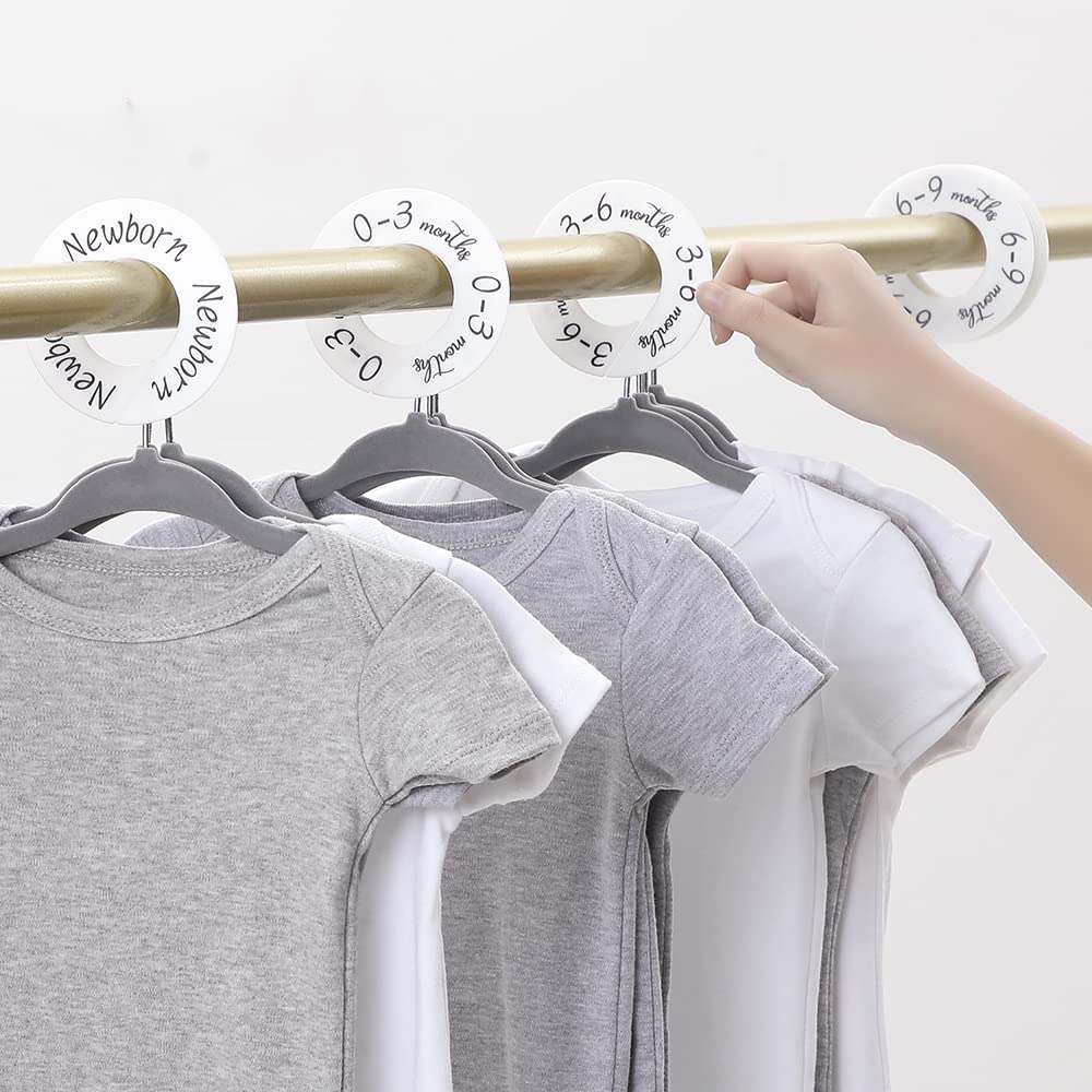 Dabancy 9-12 month divider displayed for quick wardrobe scanning.