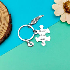 Dabihu miscarriage memorial keychain set shows sentimental keepsake for grieving parents.
