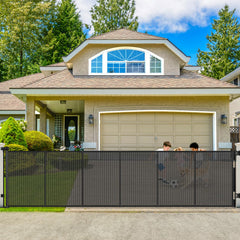 Dabormi 250-inch retractable gate assembly for quick setup at wide openings.