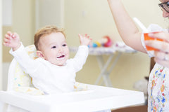 Dadouman high chair cushion cover closeup shows soft polyester fabric