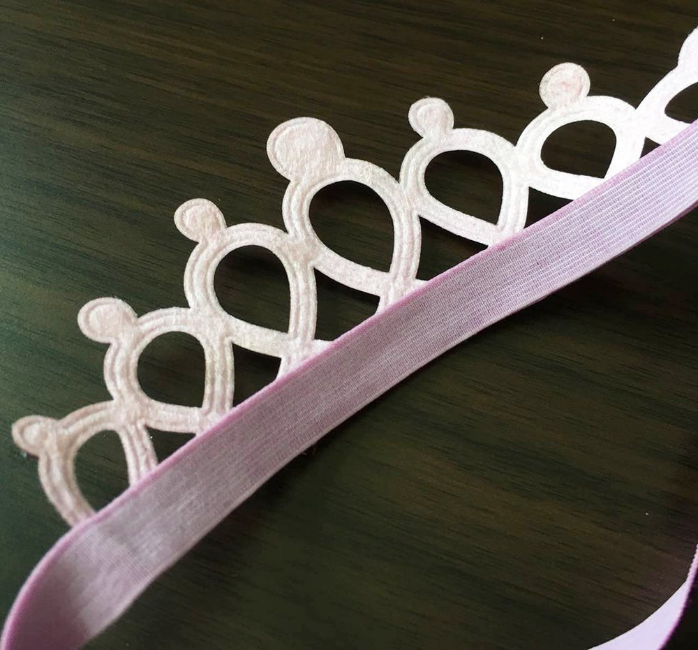 DANMY pearl and diamond ornament headband elevates photoshoots