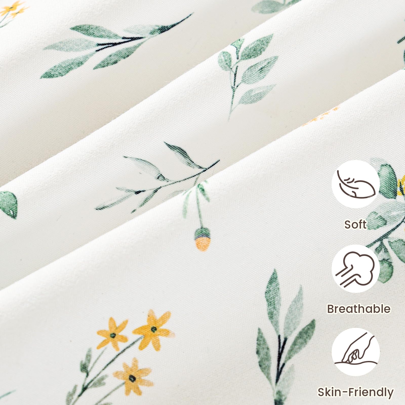 Davids Kids dinosaurs bassinet sheet blends softness with durability.