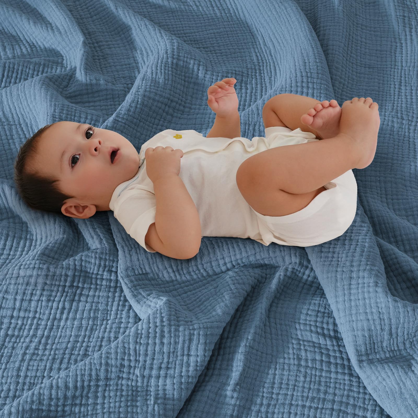 David's Kids gift-ready muslin blanket box, ideal baby shower gift.