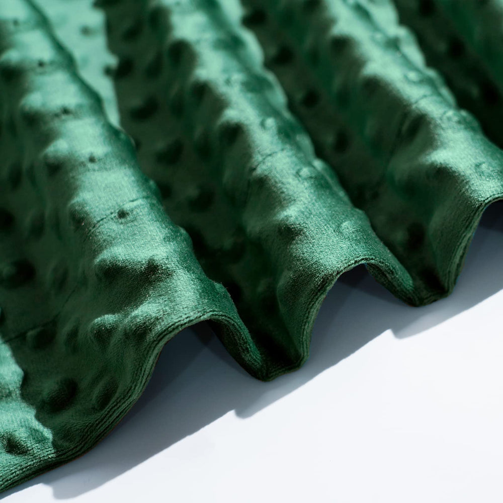 David's Kids machine-washable minky blanket maintains softness after washes.