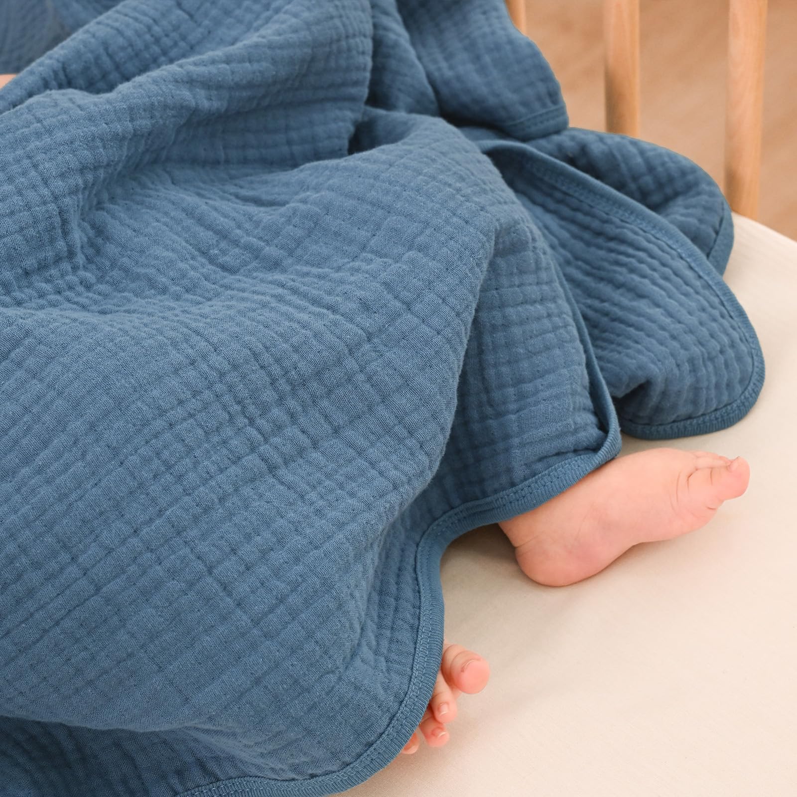 David's Kids muslin blanket after washing remains soft and colorfast.