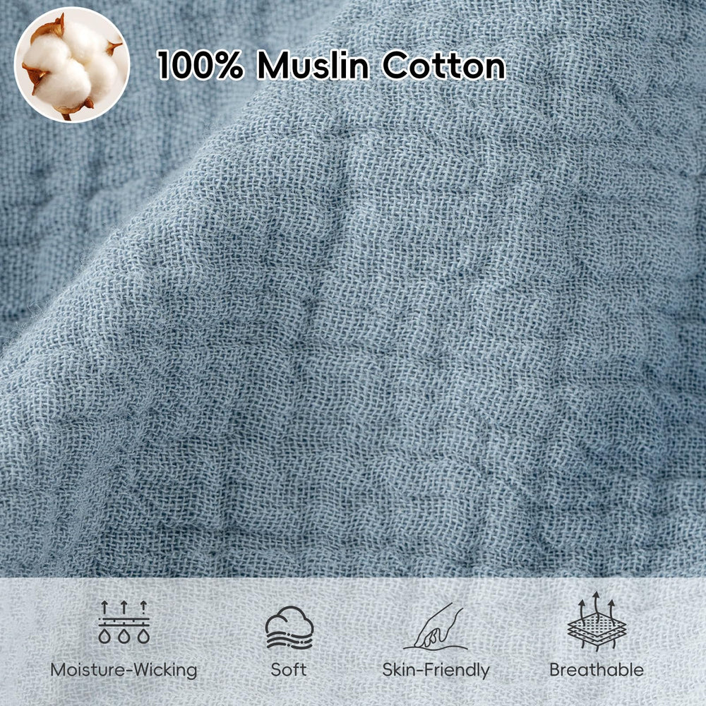 David's Kids sleep sack zipper detail highlights safe two way access for easy changes.