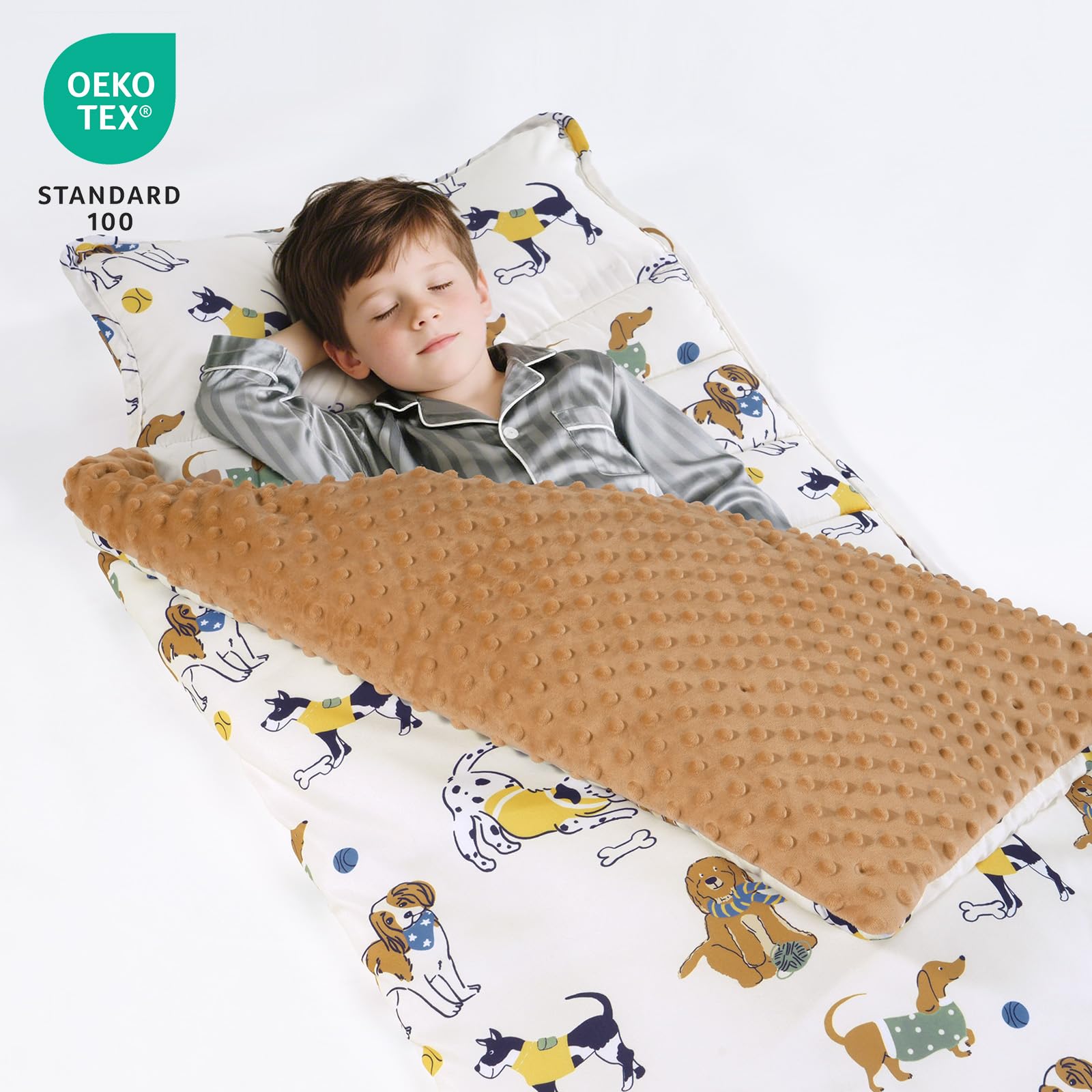 David's Kids nap mat with removable pillow for easy cleaning and flexible comfort.