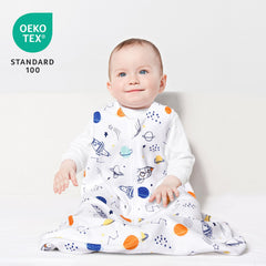 David's Kids sleep sack with 2-way zipper makes diaper changes easier.
