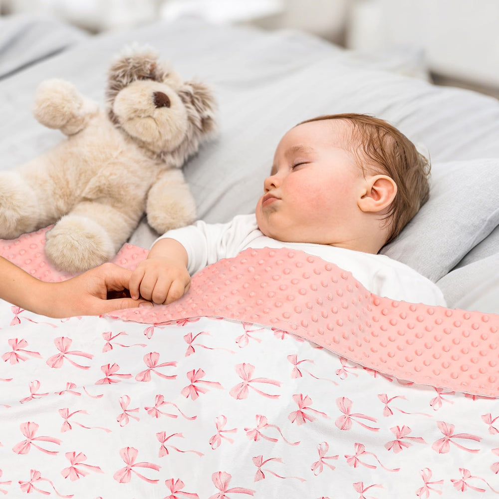 DAYEEBALL baby blanket double-layer design closeup highlights warmth and comfort for naps.