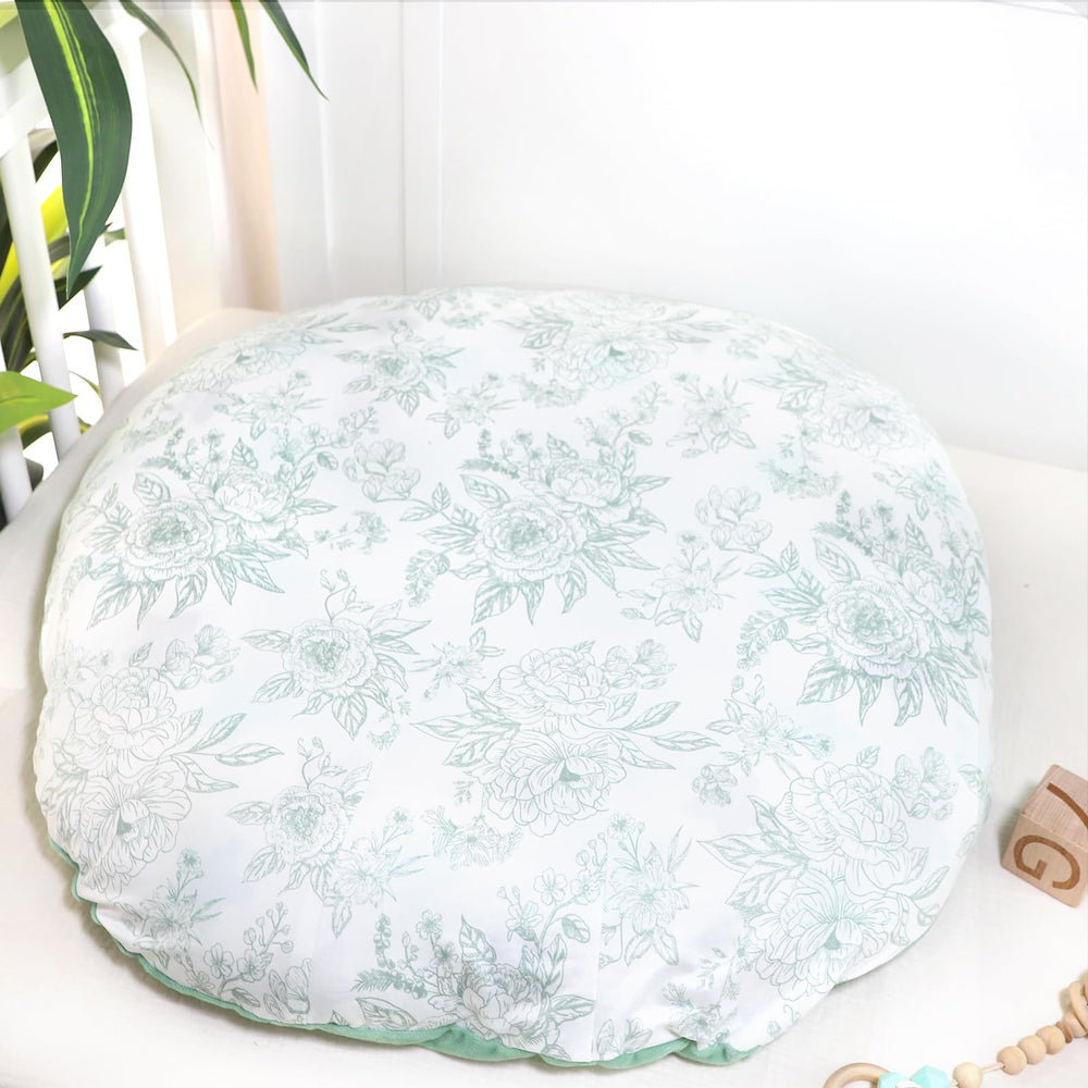 DAYEEBALL neutral patterned cover suitable for boys and girls