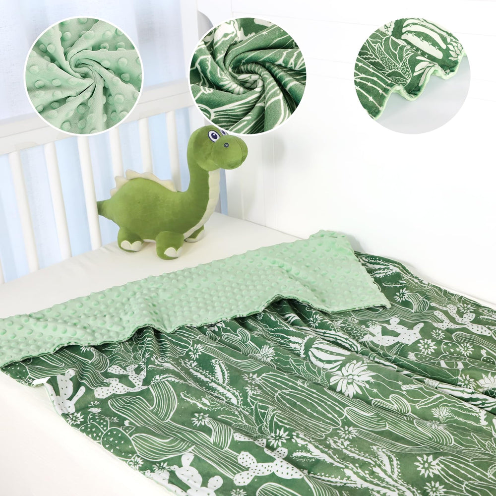 DAYEEBALL double-layer fabric closeup highlights breathable warmth and gentle touch