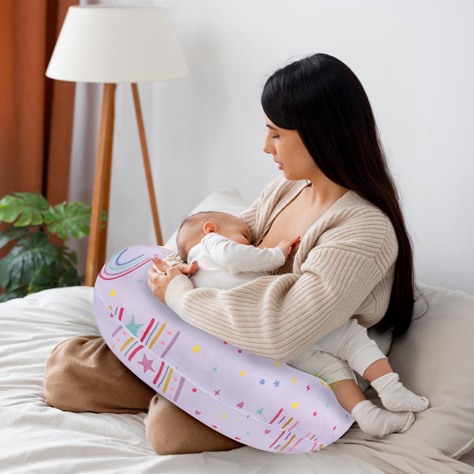 DAYEEBALL pillow cover features stylish pattern and durable stitching.