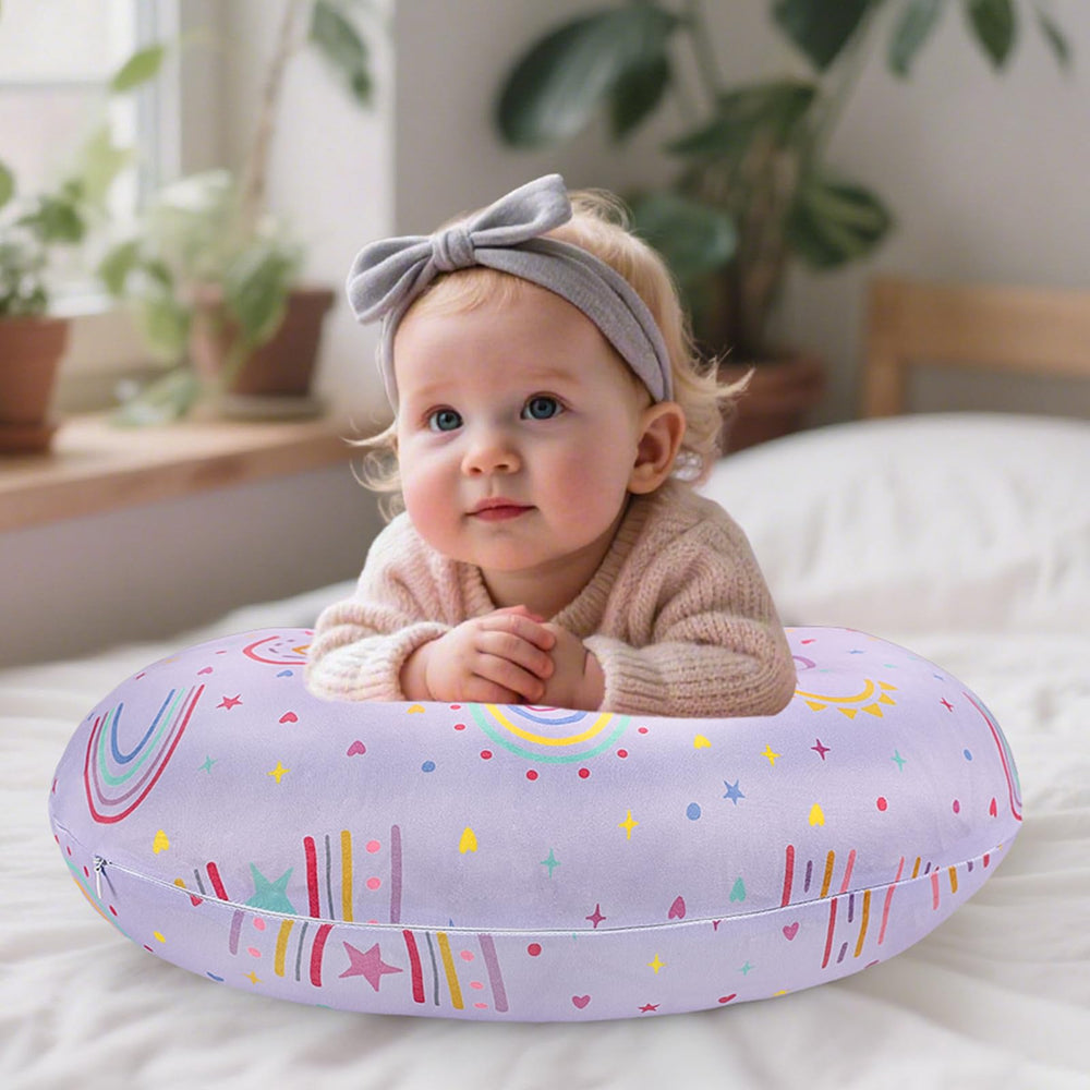 DAYEEBALL stretchy nursing cover wraps securely around curved pillows.