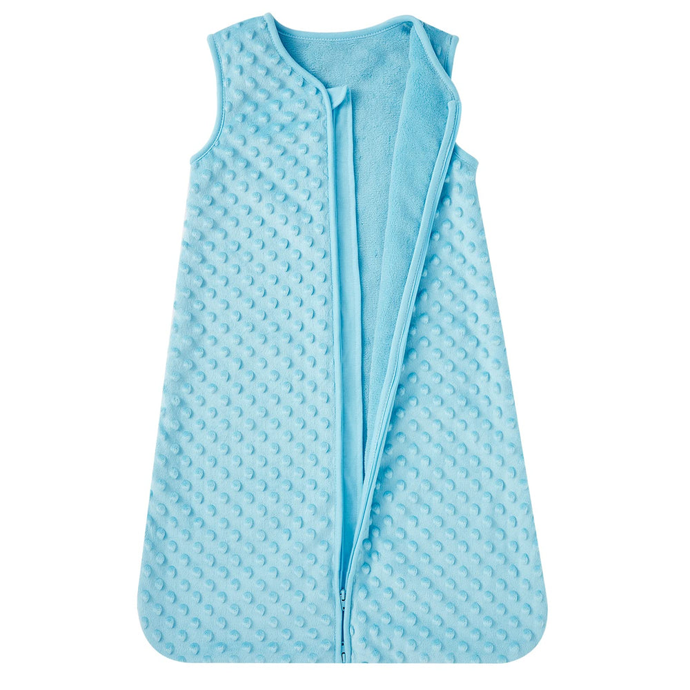 DaysU sleep sack two-way zipper enables easy dressing and diaper changes.