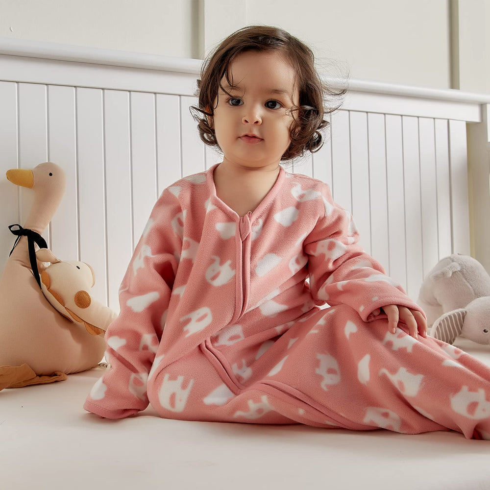 DaysU machine-washable sleep sack for quick and simple cleanup.
