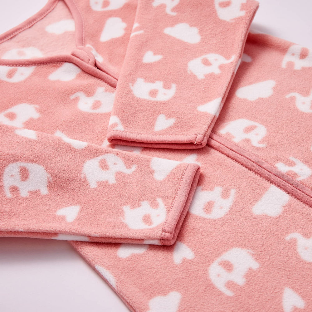 DaysU sleep sack 2-way zipper close-up showing easy on/off and diaper changes.