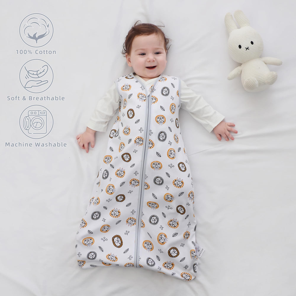 DaysU two-way zip sleep sack front view for easy diaper changes.