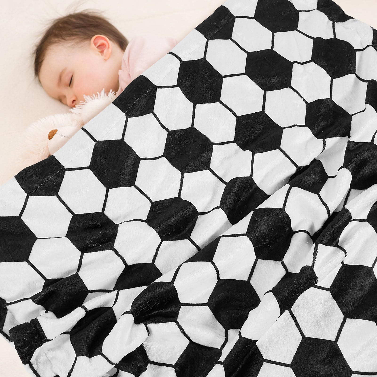 DCOOLGO blanket used as stroller cover for on-the-go comfort
