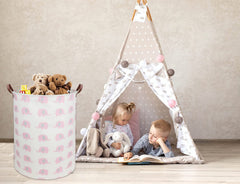 DDBASKET natural linen cotton interior with moisture-resistant liner protects contents.