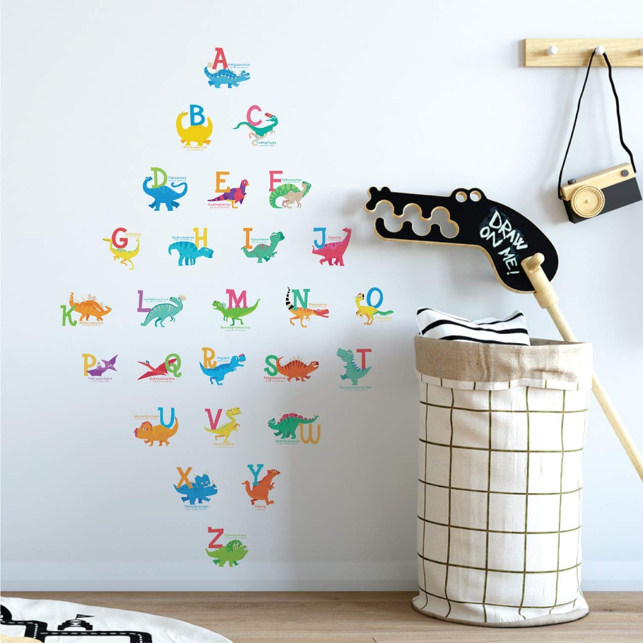 DECOWALL DS4-8033 removable decals leave no residue when repositioned.