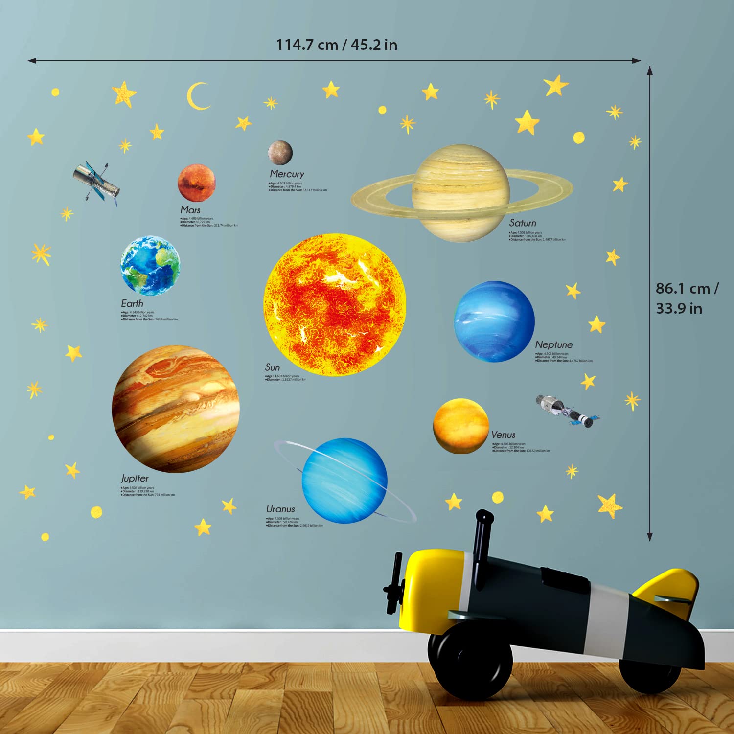 DECOWALL DS9-2007 solar-system-kids-bedroom-decor: playful wall decals elevate nursery and bedroom style.
