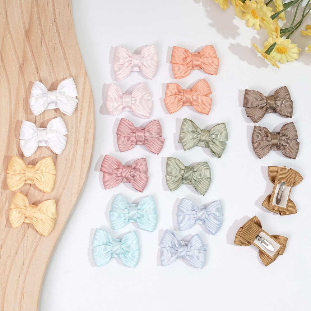 DED alligator clip non-slip ribbon provides secure grip for active babies and toddlers