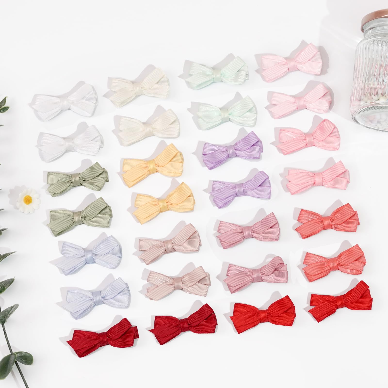 DED baby bows clip 2.2-inch size keeps hair light and comfortable