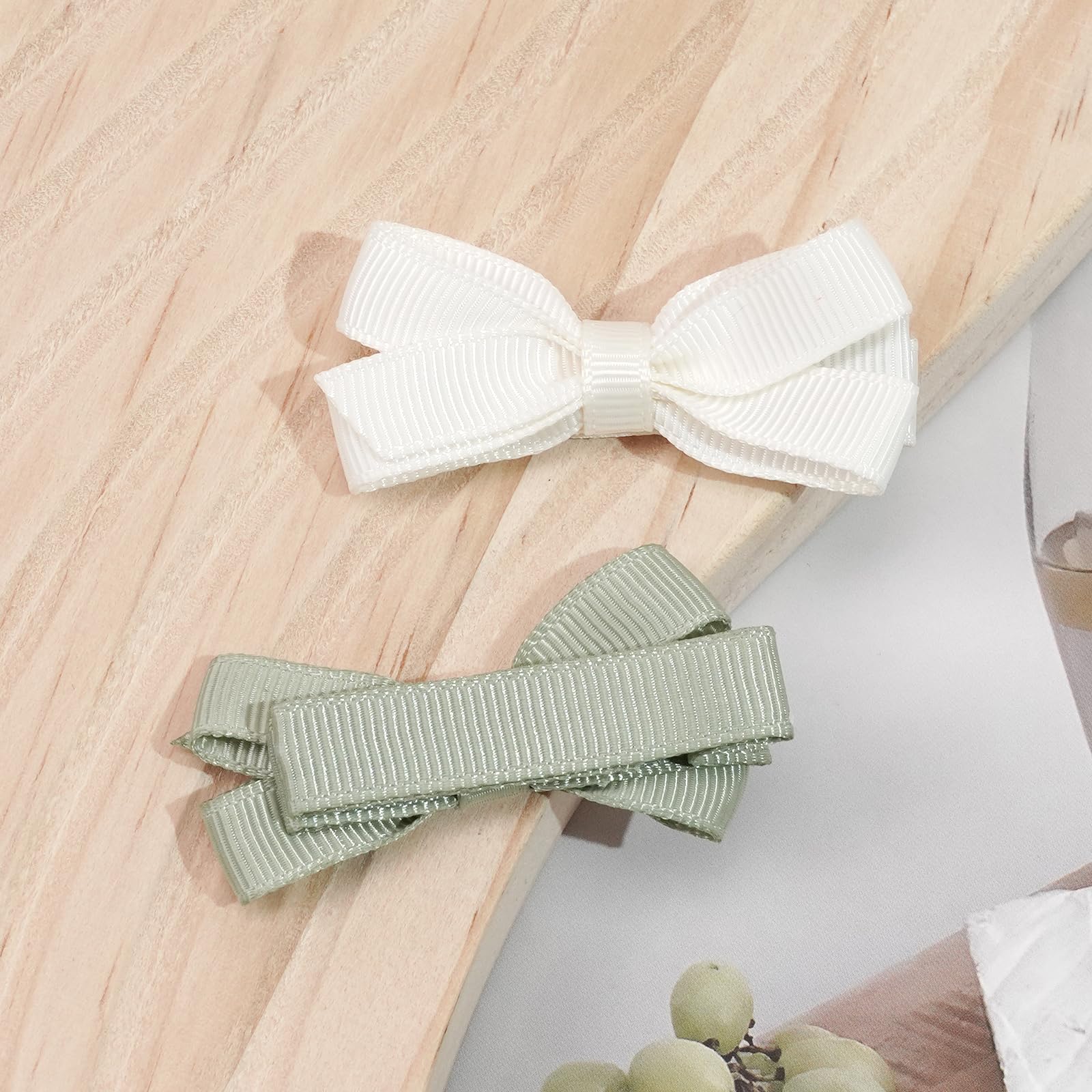 DED baby bows clip fully lined design prevents slipping during wear
