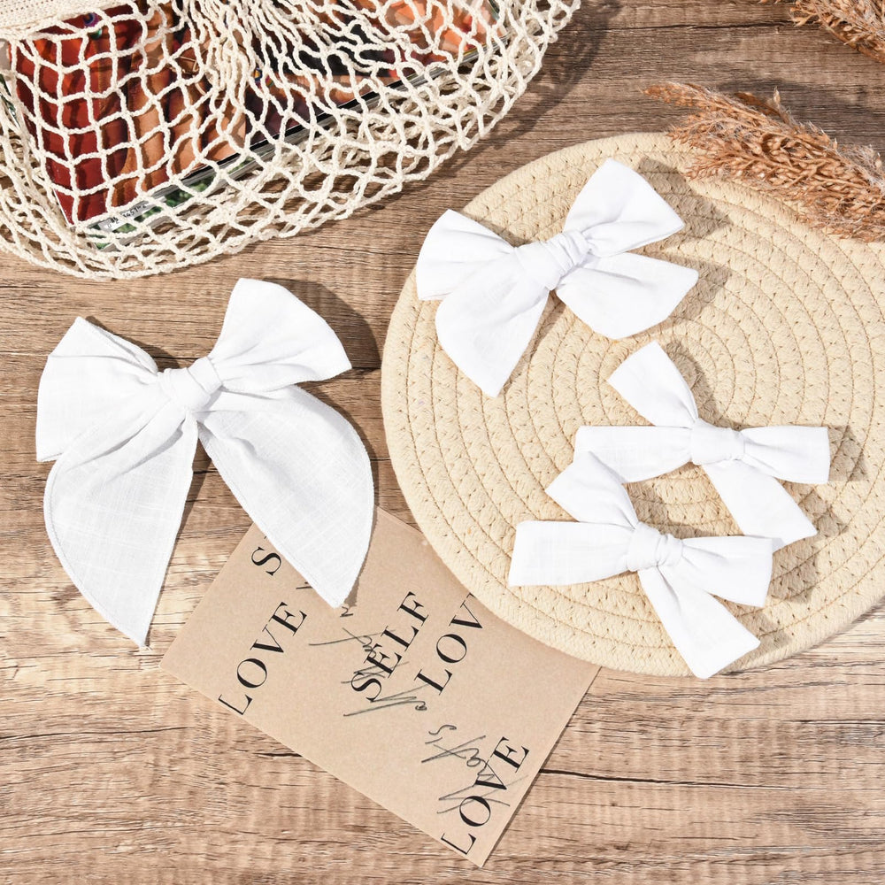 DEEKA packaging image; four-piece set ready for gifting or sharing