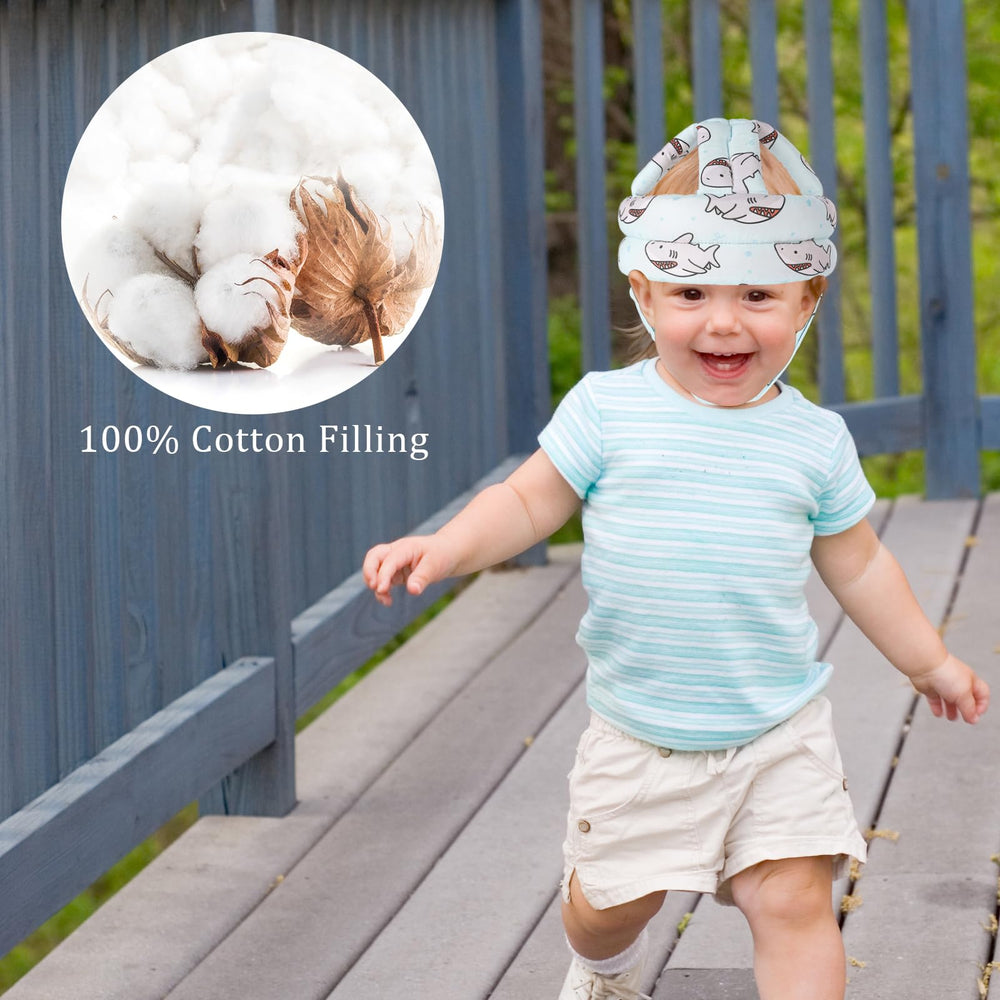 DEEZOMO foldable travel-friendly design fits easily in a diaper bag