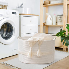 Degeyoyo 67L blanket basket side with handles shows easy transport between rooms.