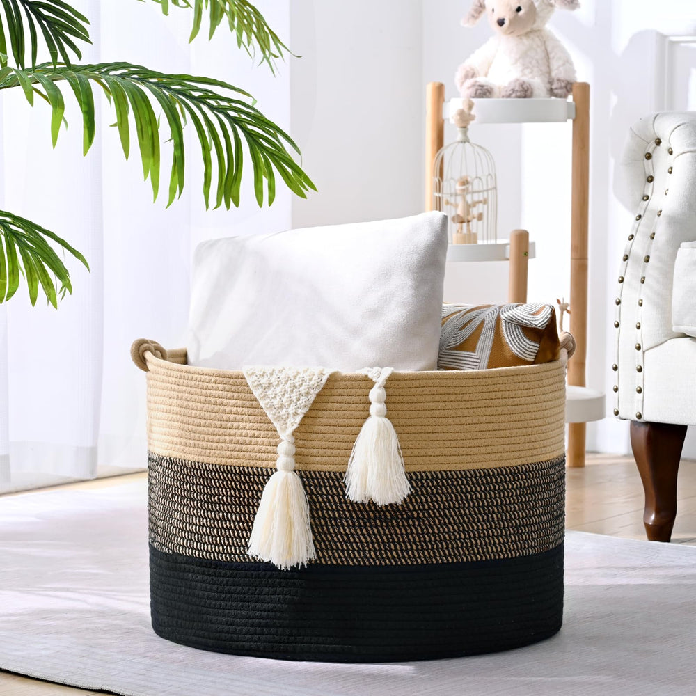 Degeyoyo blanket basket with handles, easy to transport blankets or toys between rooms.