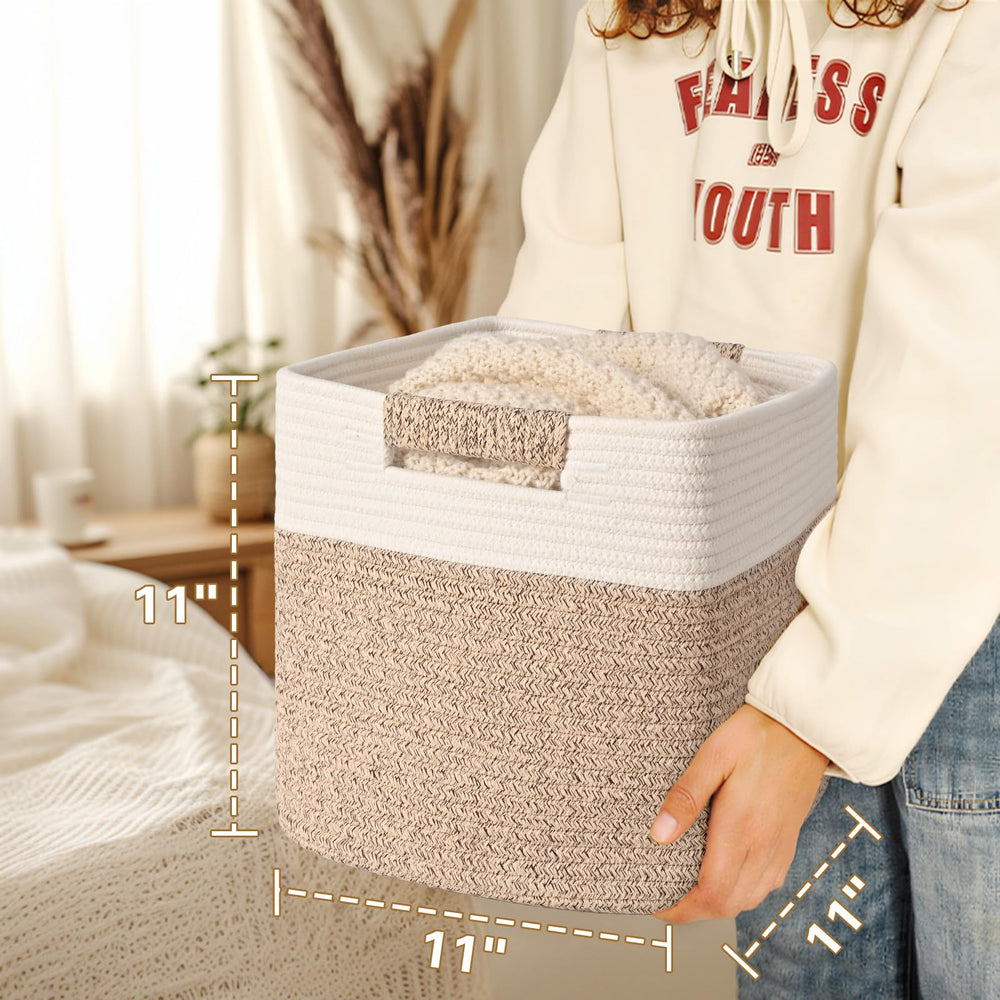 Degeyoyo breathable cotton material keeps contents safe and breathable.