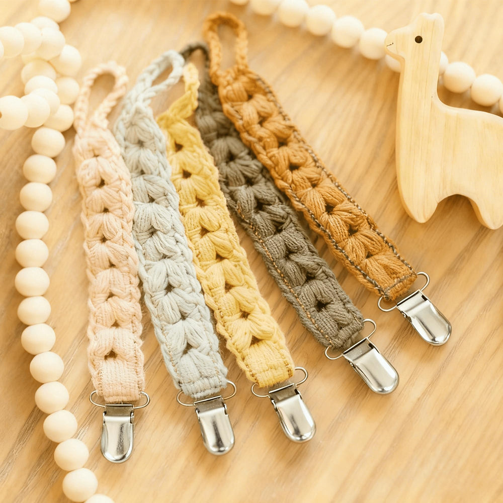 Demearly silver-tone metal clips highlight durable design for DIY gifts and decor