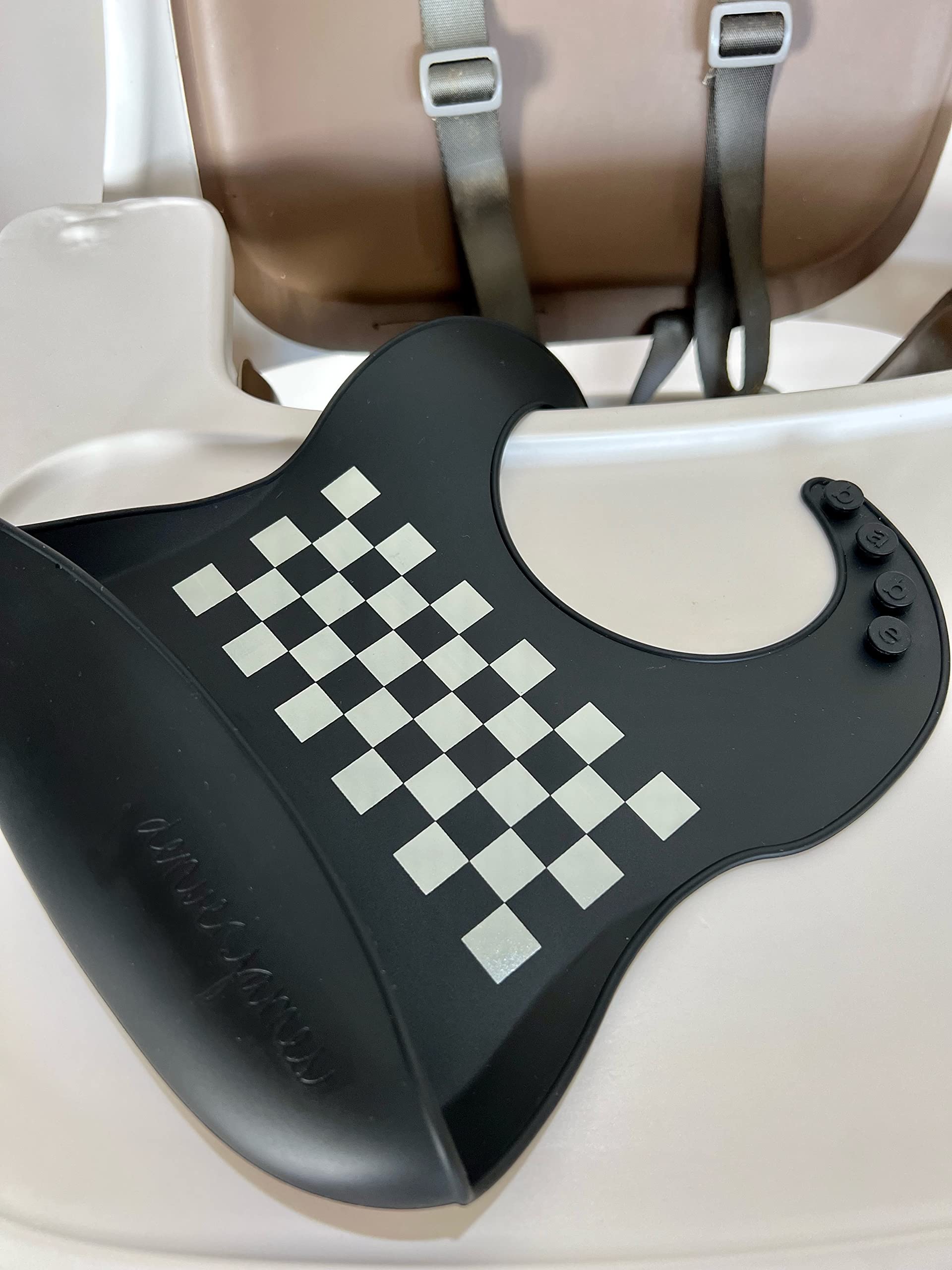 Denver James feeding bib is dishwasher-safe and waterproof, simplifying cleanup after messy meals.