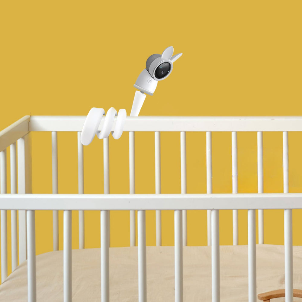 Derebir baby-monitor mount travel-size design for on-the-go monitoring