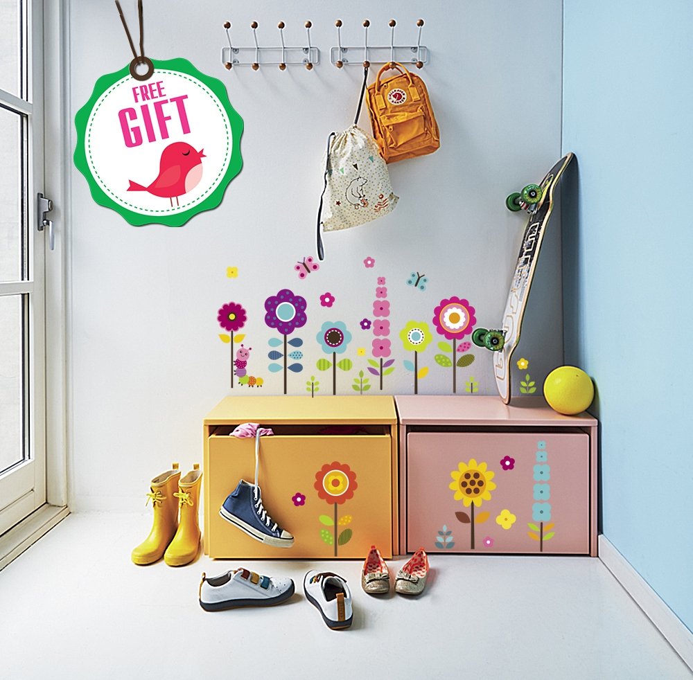 DesignStickers flower wall decal 08 provides a playful focal point in playrooms.
