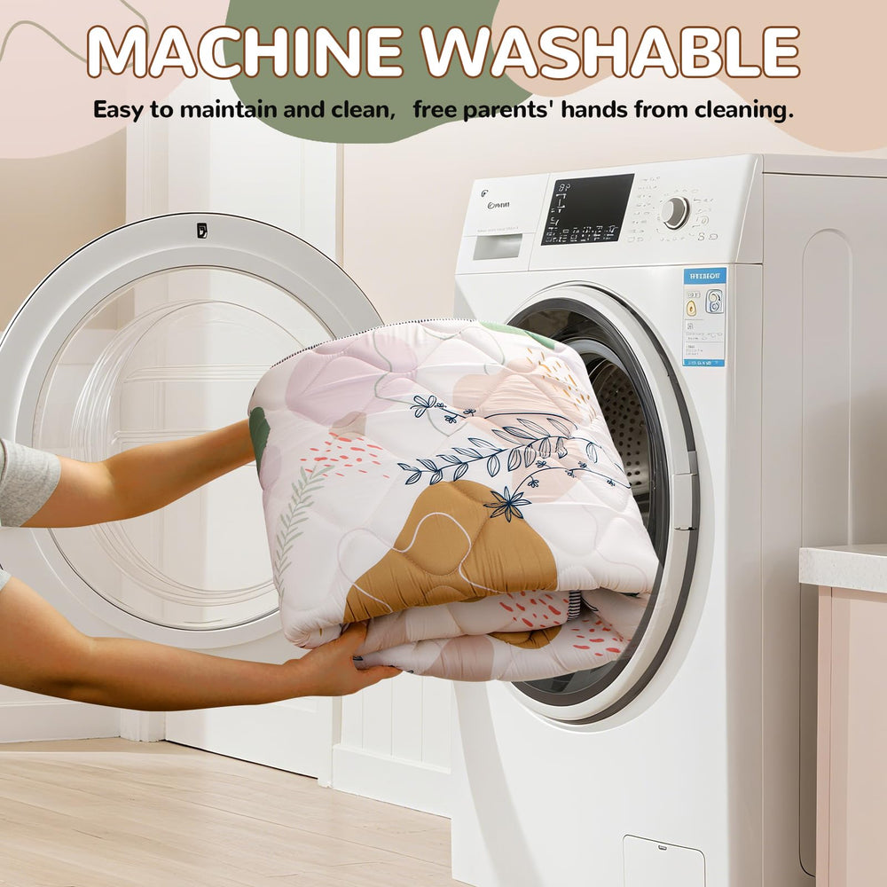 Dessports baby play mat machine-washable makes cleanup quick after messy sessions.