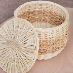 DGANXUN storage basket bathroom stores towels or toiletries neatly.