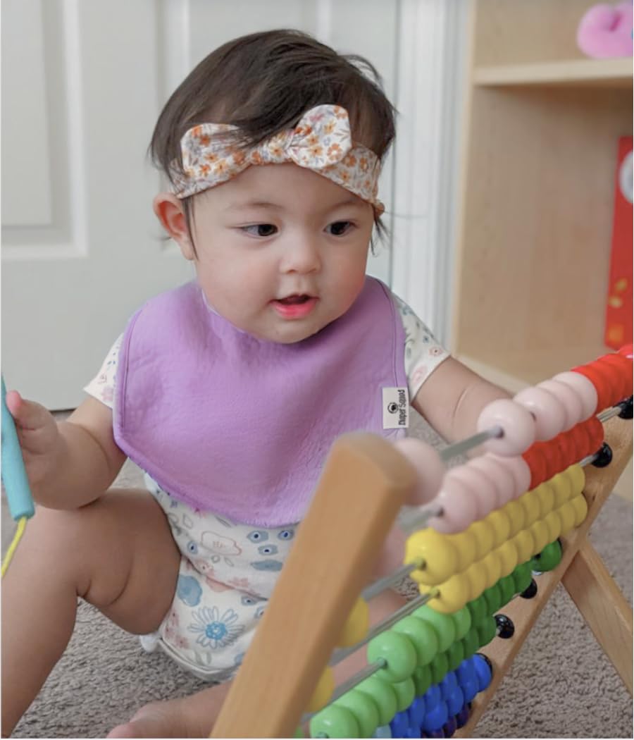 Diaper Squad machine-washable dual-layer-absorbent bibs for daily care