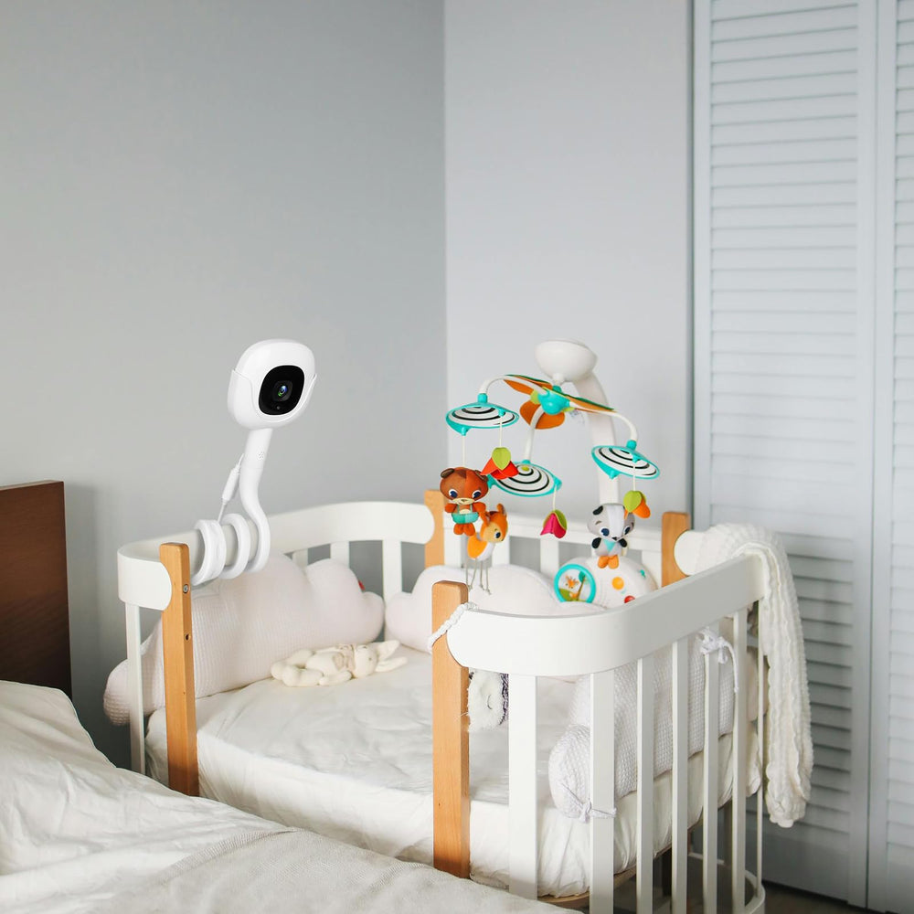 Didalo 17-inch flexible arm in use for adjustable viewing.