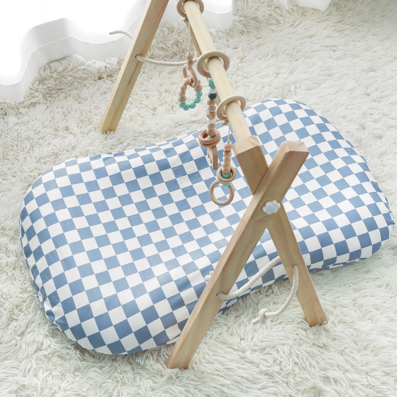 DILIMI shower gift-ready lounger cover adds practical style to baby registry.