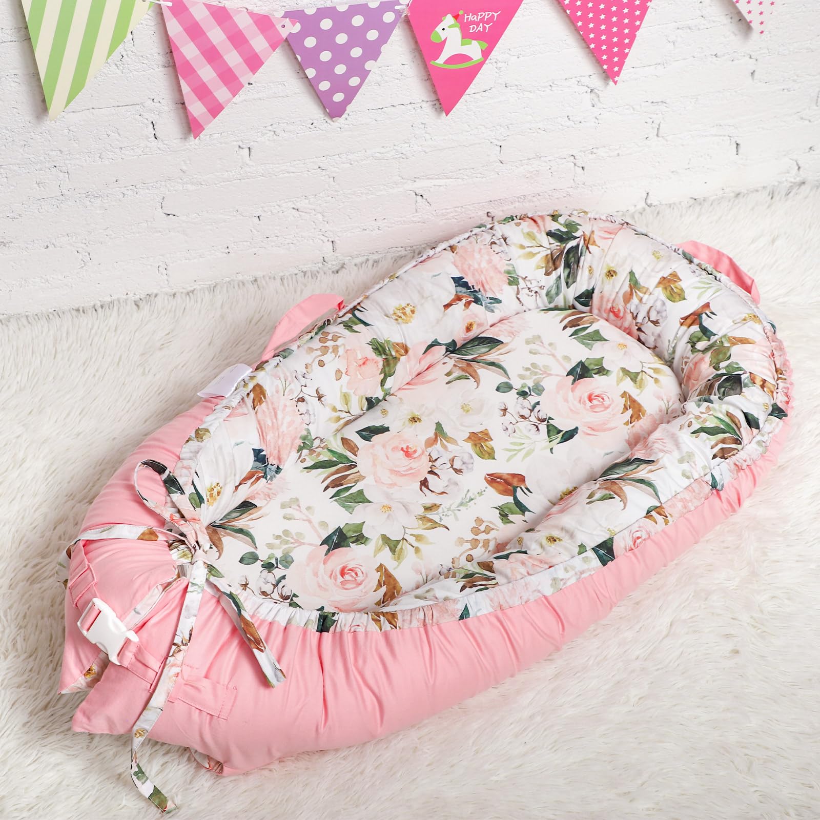 DILIMI gift-ready nest cover ideal for newborns and showers.