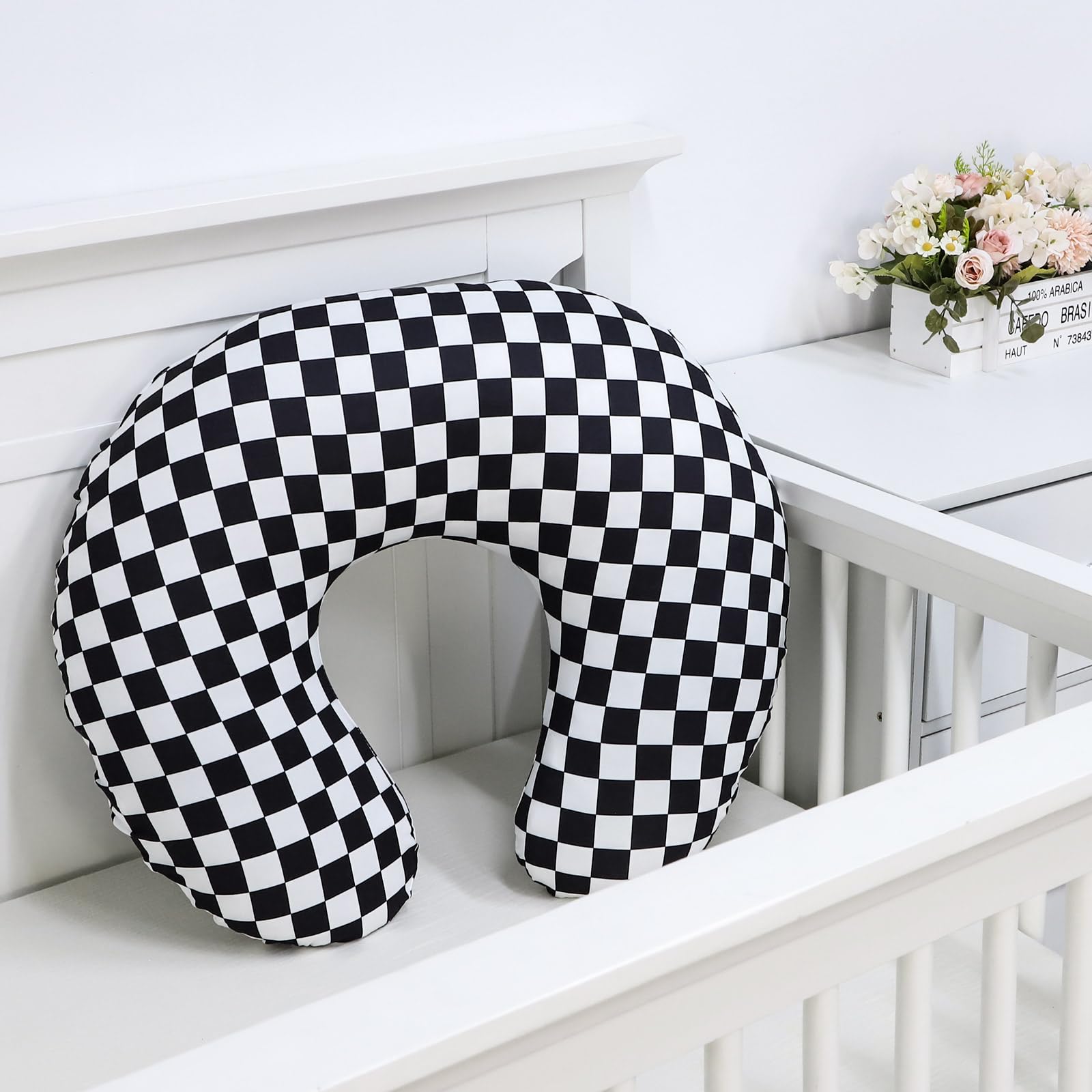 DILIMI nursing pillow cover machine-washable design supports easy care.