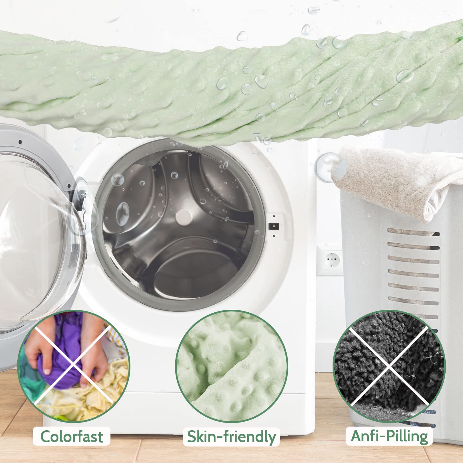 DILIMI slipcover with carrying handle for easy transport.