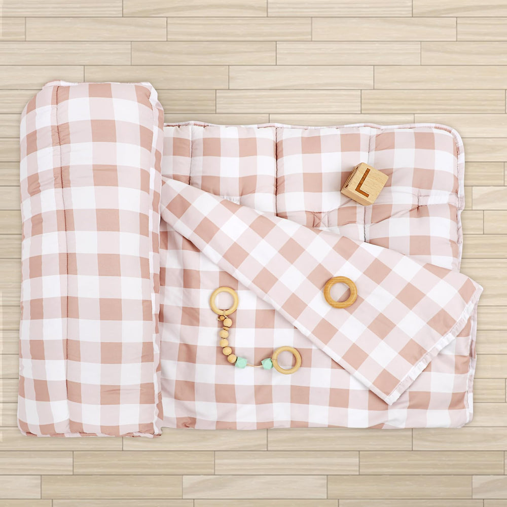 DILIMI nap mat uses fade-resistant fabrics staying vibrant after washes.