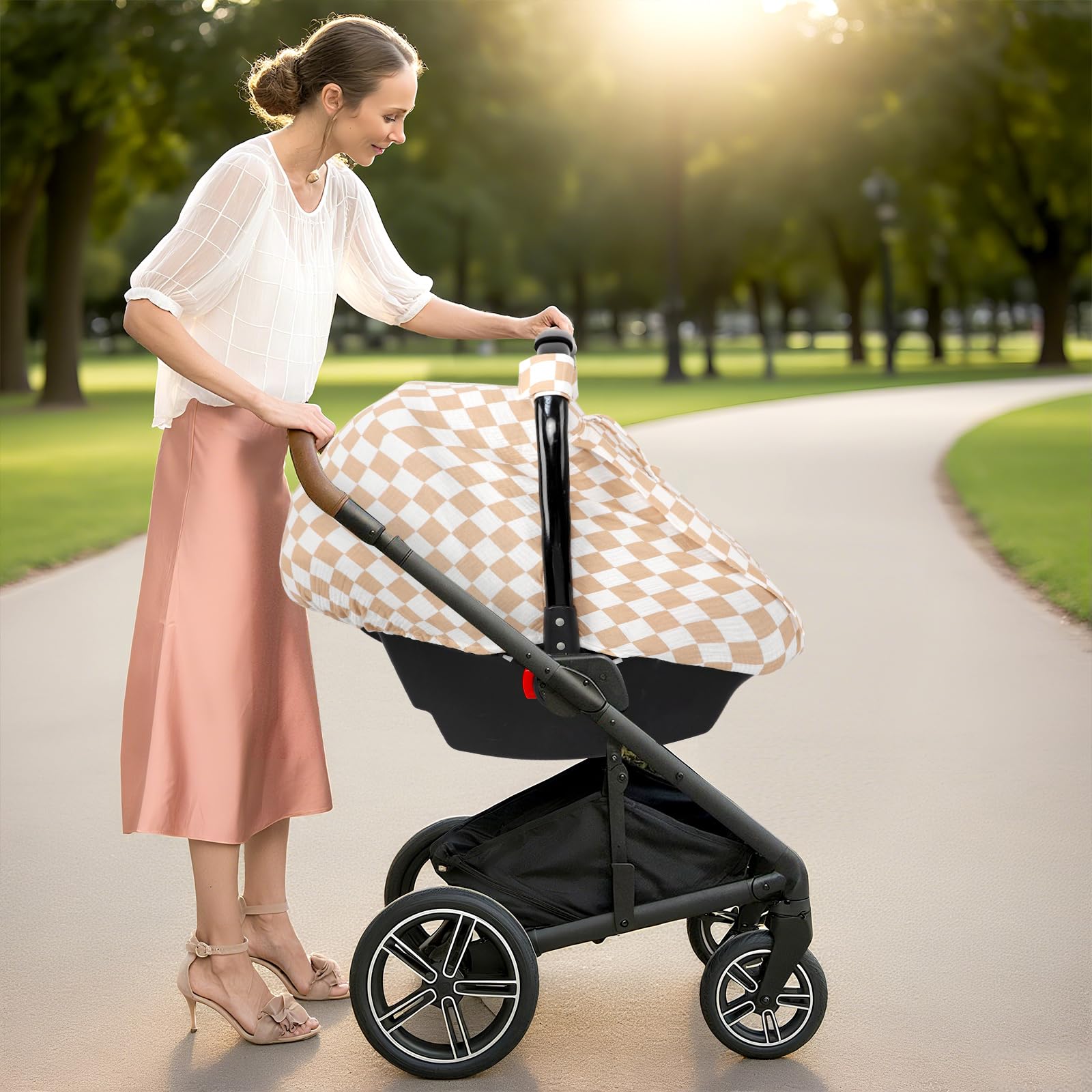 DILIMI mesh window with zipper provides viewing access without overheating