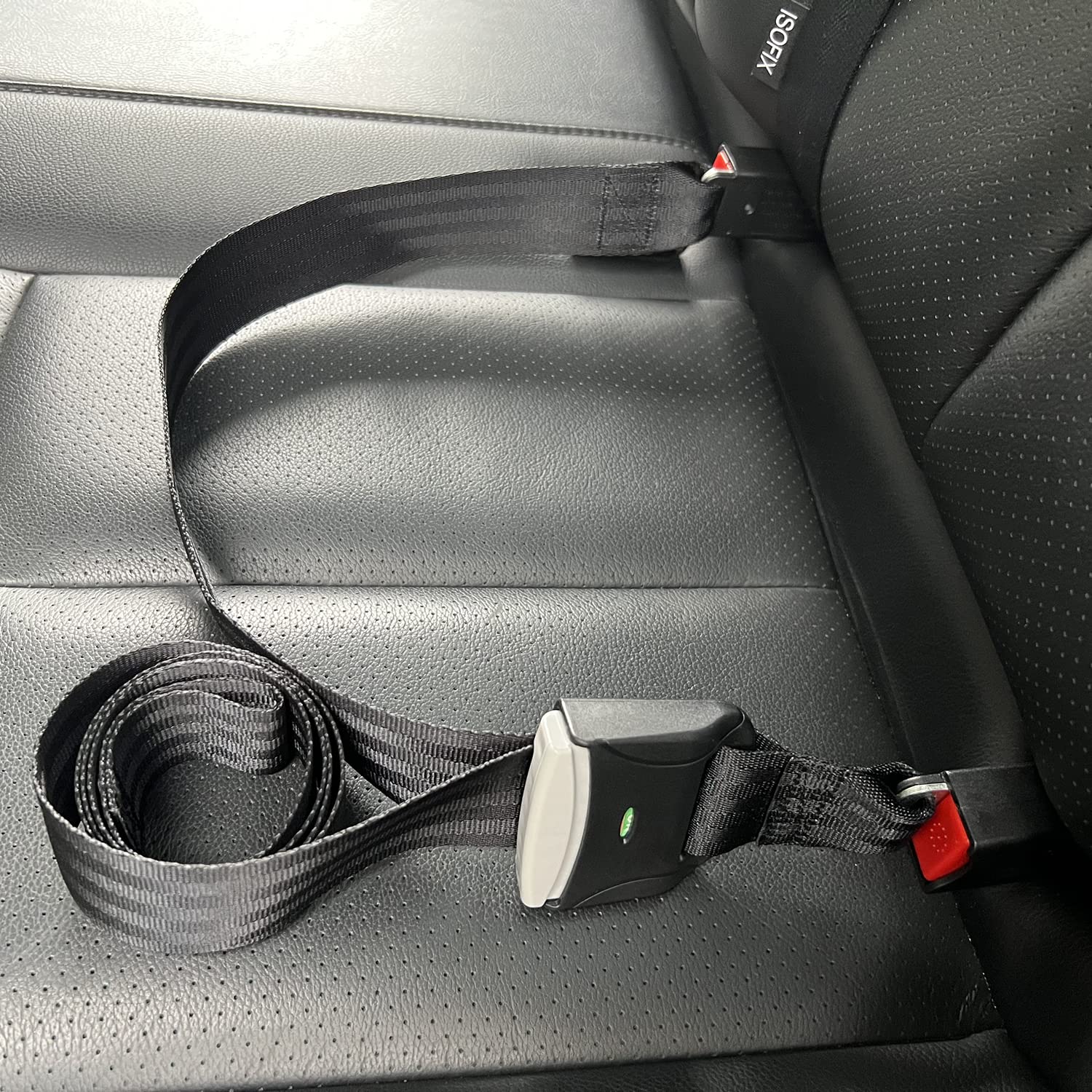 DIRAWOR straps with LATCH interface show cross-model compatibility for many vehicles.